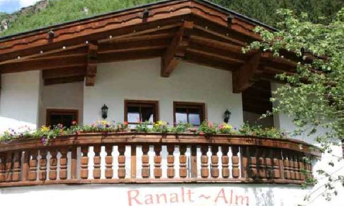 Ferienhaus im Stubaital für 2 - 9 Personen Ferienhaus Falbesoner im Stubaital